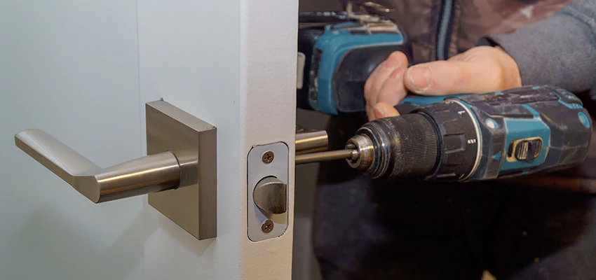 Broken Door Handle Lock Repair in Tiburon, California